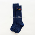 2019 Heißverkaufsstreifen einfache Socken gekämmte Baumwollbow Doppelzylinder Knie High Baby Socken